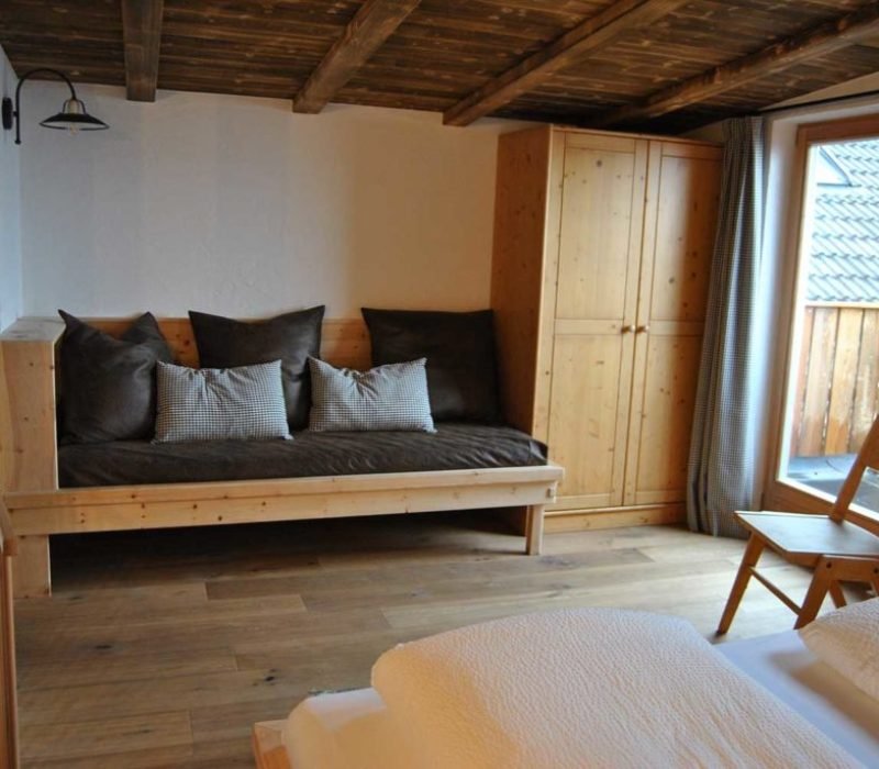 Ferienwohnung-Almstadel-Galtinerhof-Südtirol-Schlafen-1024x685